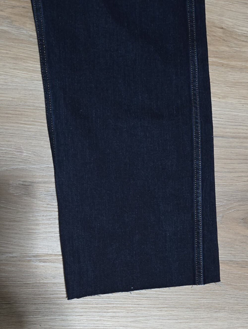 Levis Workwear Fit Raw Hem Men's Dark Blue Straight-Leg Unisex Jeans Size 36 - Picture 5 of 10
